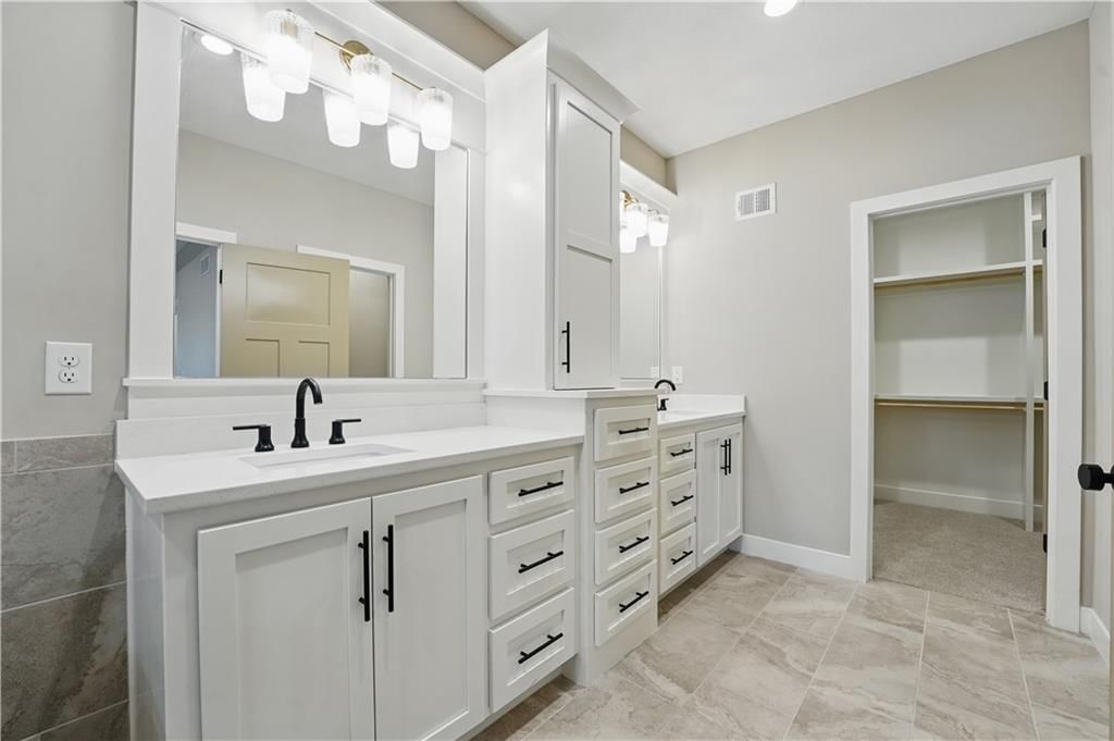 361 NW patch Court — photo 29