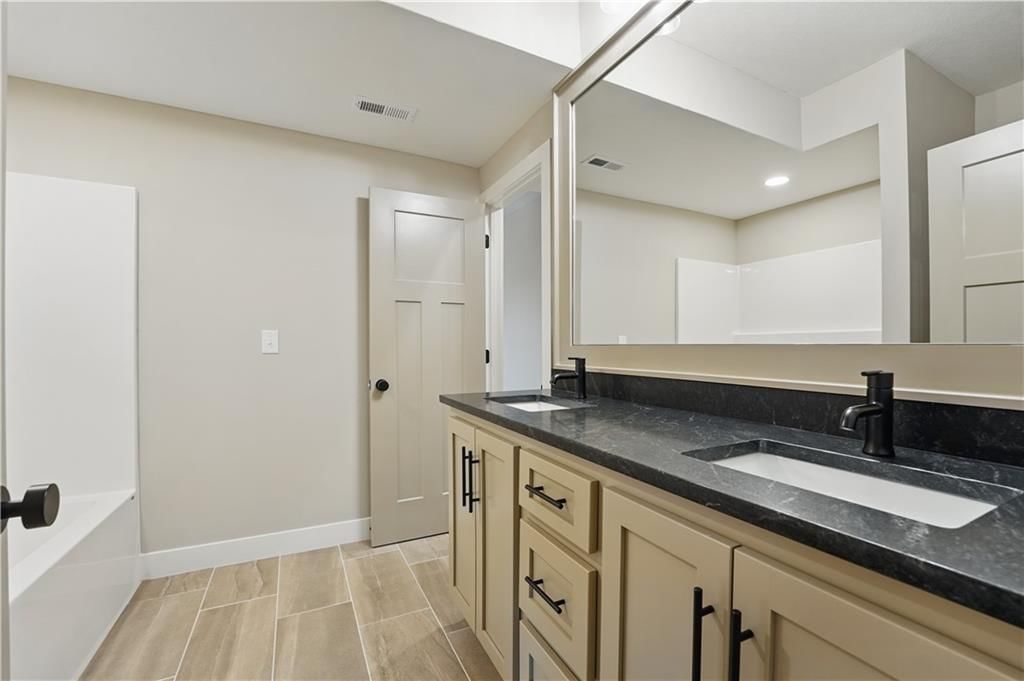 361 NW patch Court — photo 40