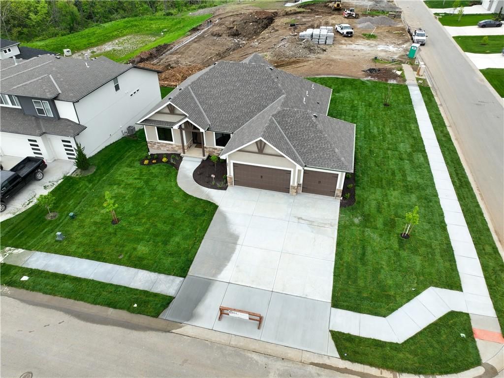 361 NW patch Court — photo 46