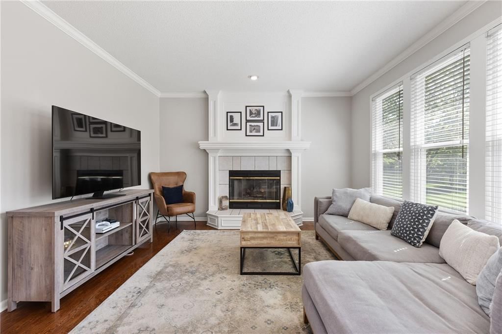 5111 W 156th Street — photo 8