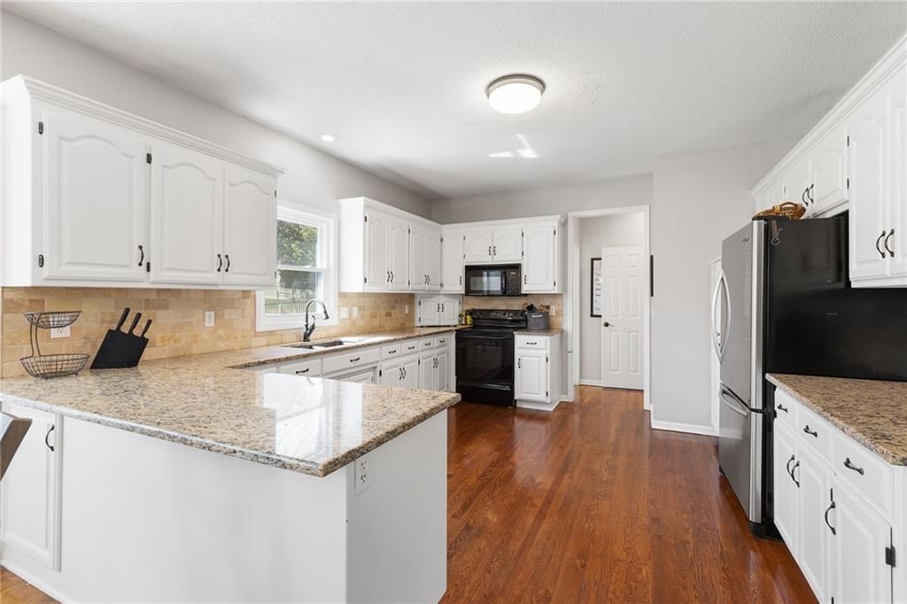 5111 W 156th Street — photo 11