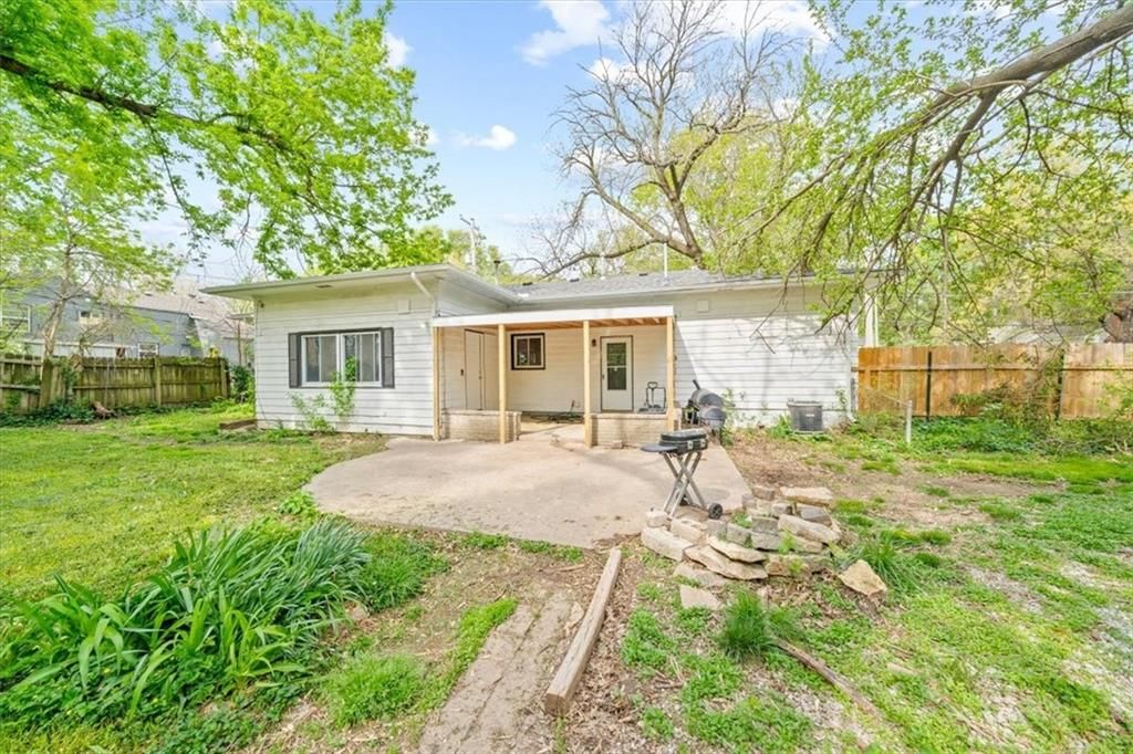 4401 N Holmes Street — photo 25
