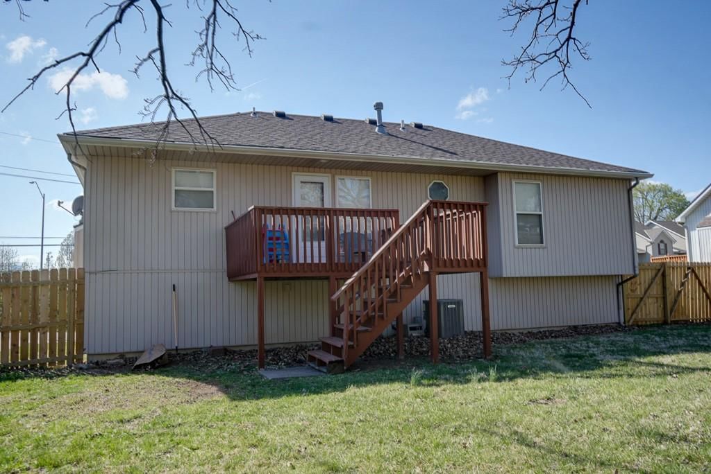 6413 N Kirkwood Avenue — photo 3