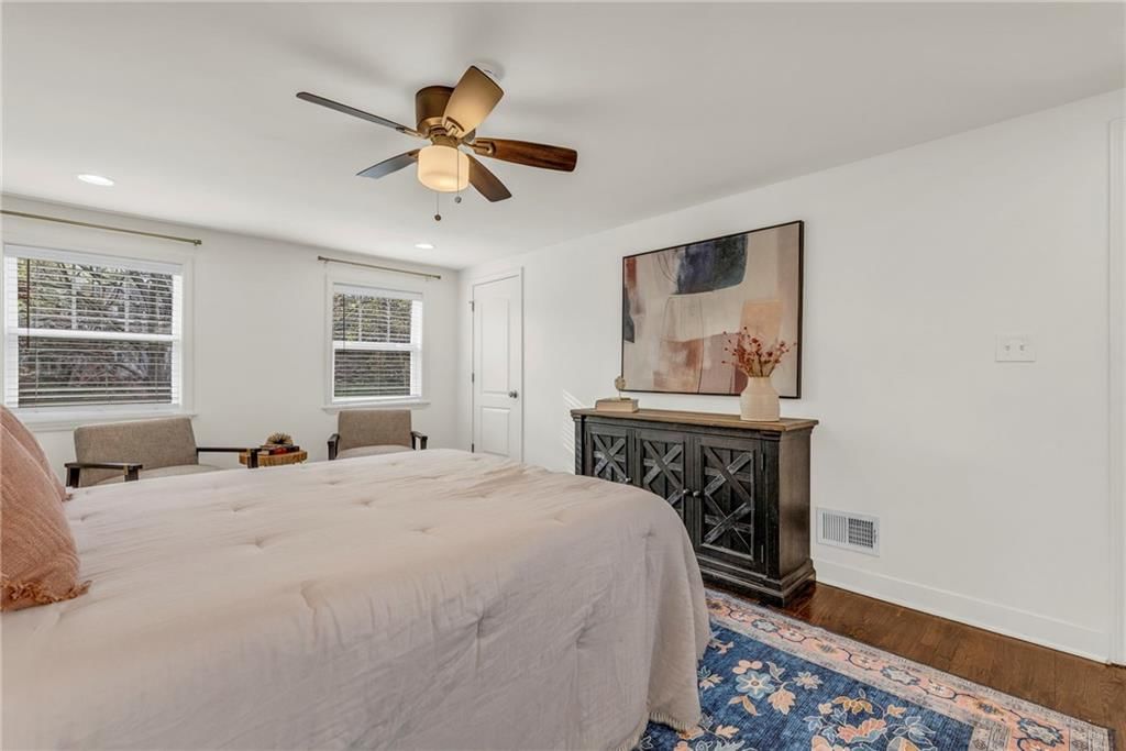 5147 Wyandotte Street — photo 14