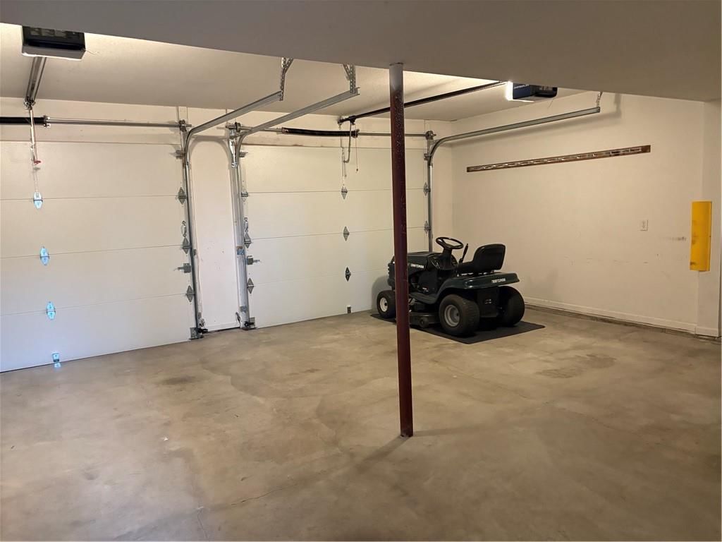 2330 Twin Oaks Drive — photo 31
