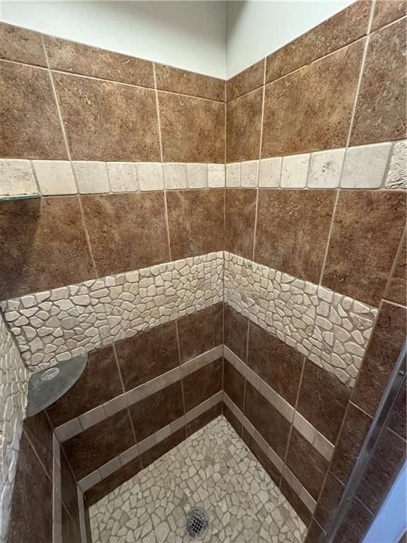 2120 New Hampshire Street — photo 9