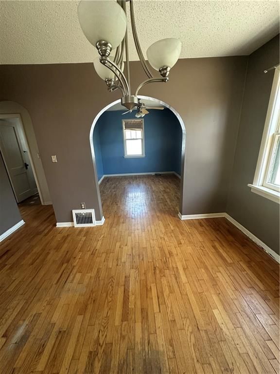 2120 New Hampshire Street — photo 12