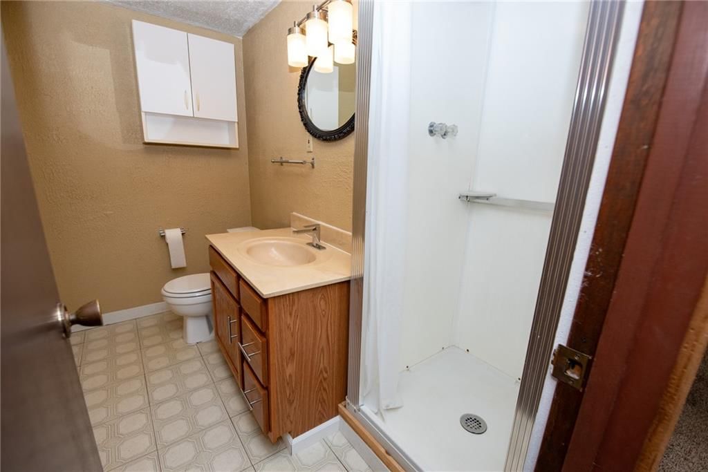 208 NW Valley Drive — photo 25