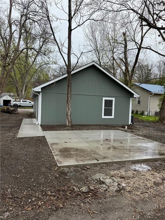 123 Vaughn Street — photo 5