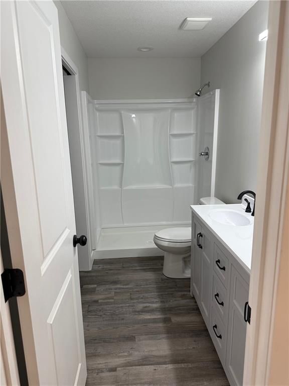 123 Vaughn Street — photo 10