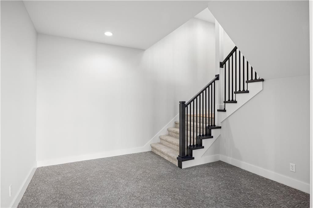 17216 Goddard Street — photo 23