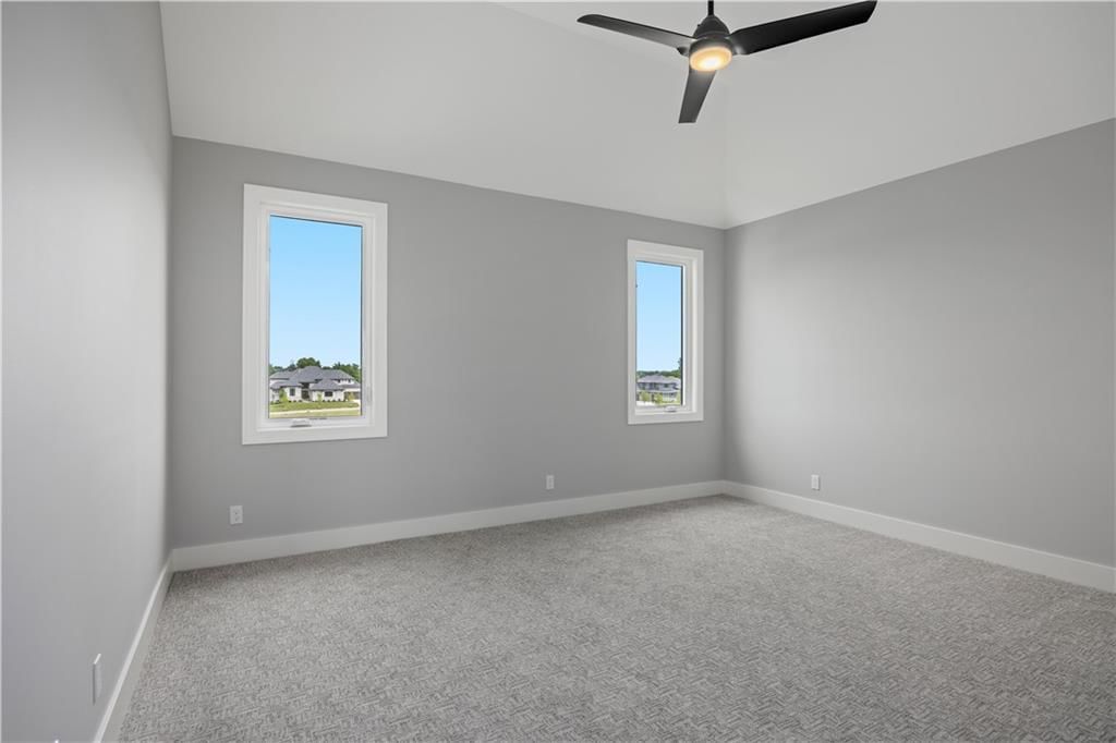 17216 Goddard Street — photo 37
