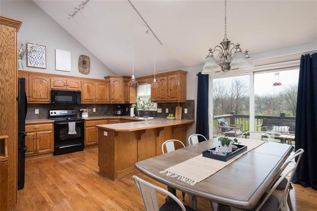 10751 N Laurel Avenue — photo 11