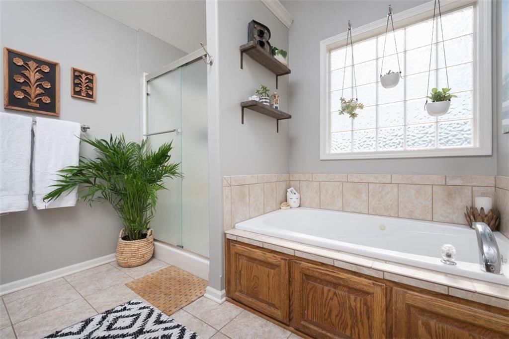 10751 N Laurel Avenue — photo 27