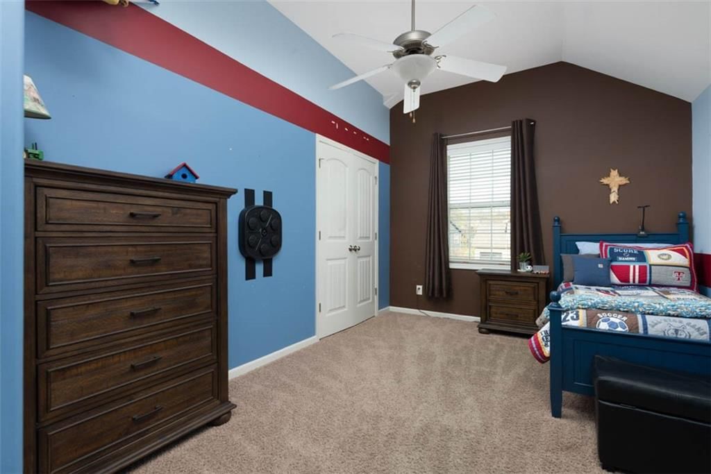 10751 N Laurel Avenue — photo 32