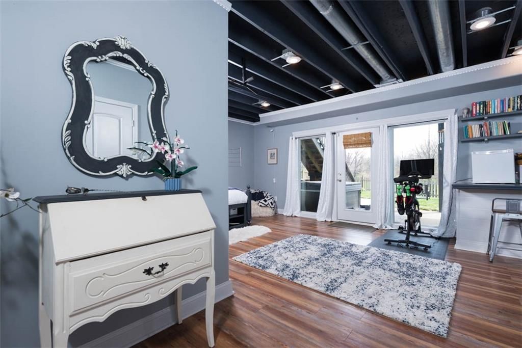 10751 N Laurel Avenue — photo 33