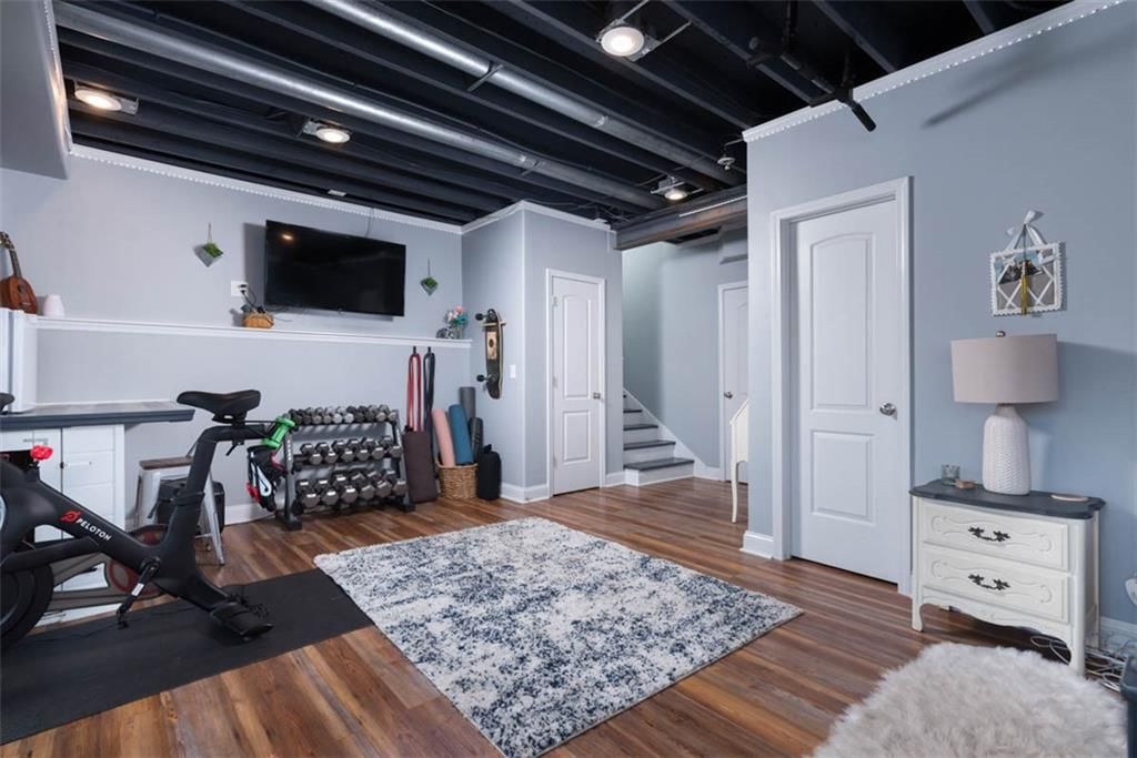 10751 N Laurel Avenue — photo 36