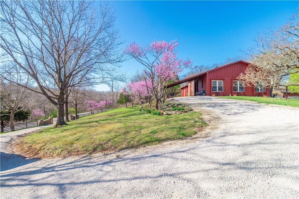 9014 S Buckner Tarsney Road — photo 4