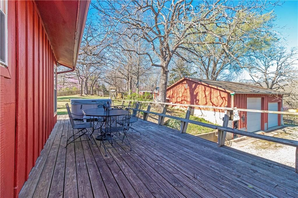 9014 S Buckner Tarsney Road — photo 26