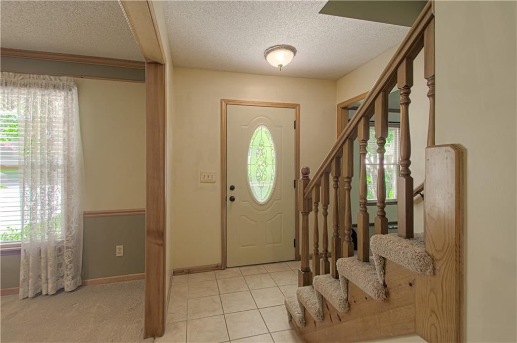 2208 NE 75th Terrace — photo 4
