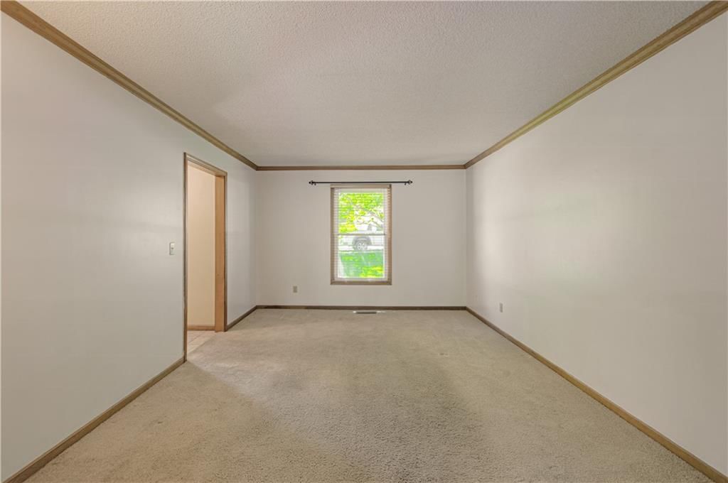2208 NE 75th Terrace — photo 7