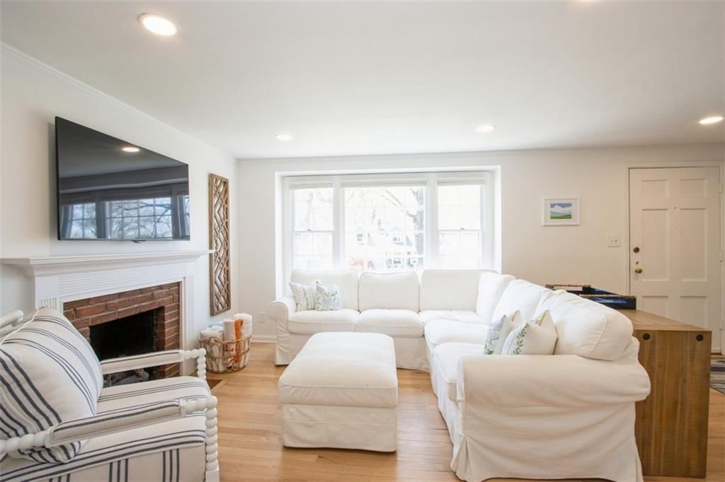 7407 Chadwick Street — photo 6