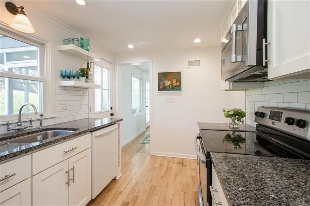 7407 Chadwick Street — photo 9