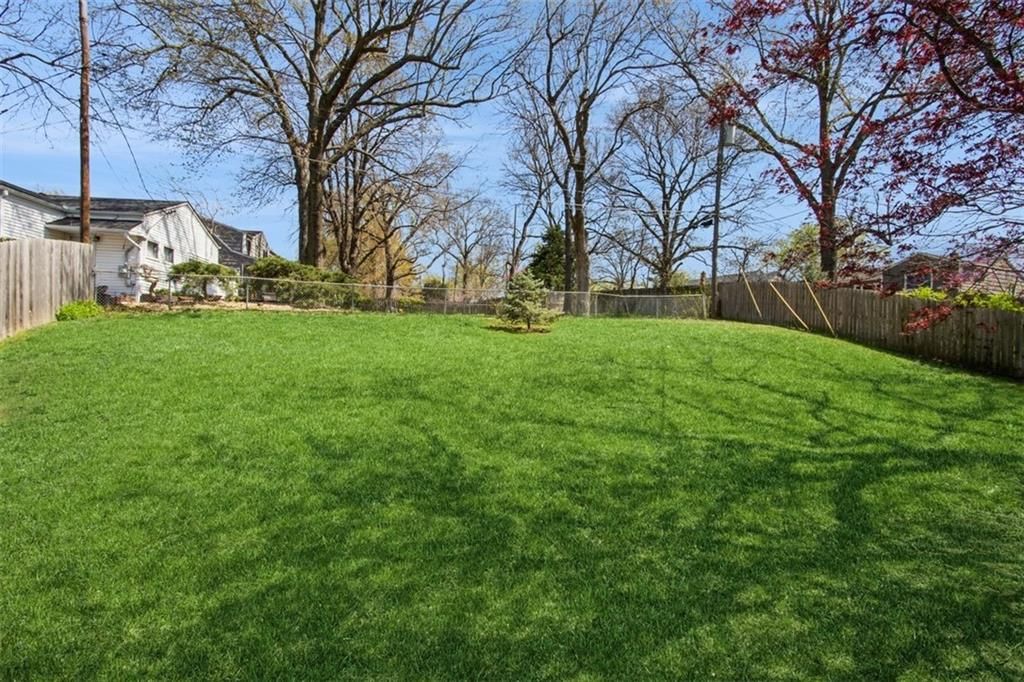 7407 Chadwick Street — photo 27