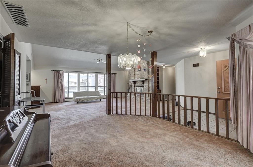 2301 S Stilwell Street — photo 9