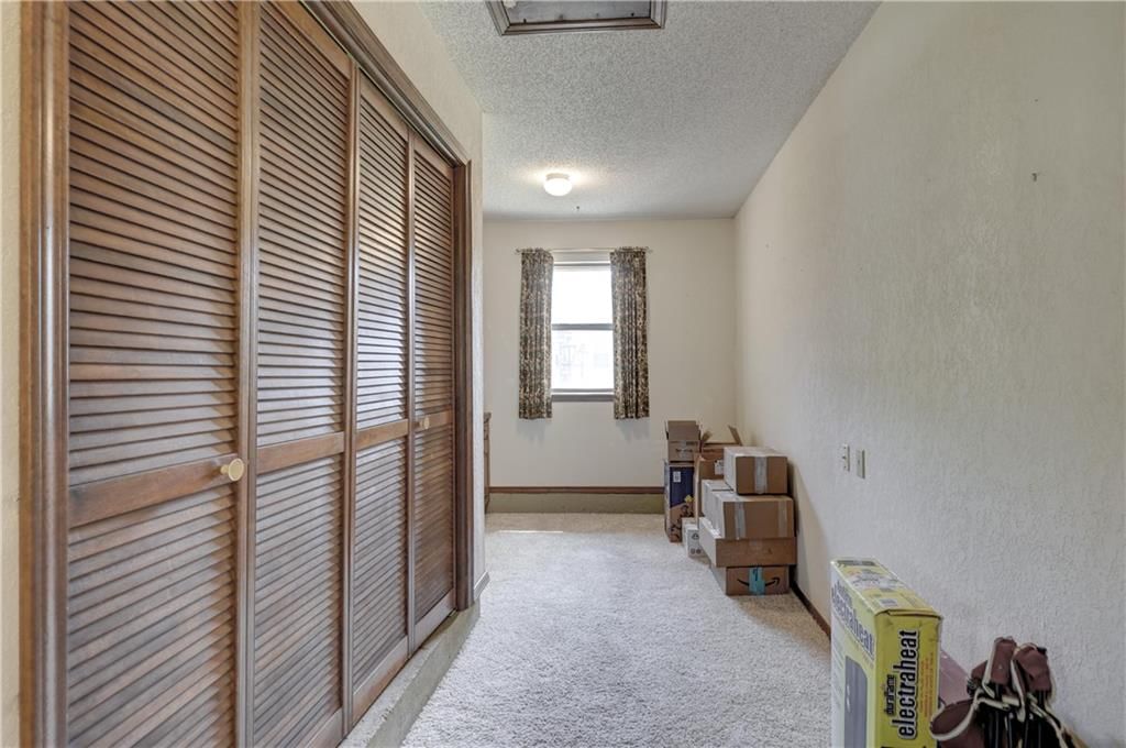 2301 S Stilwell Street — photo 26