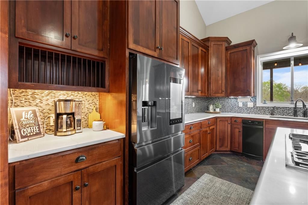8600 Lee's Summit Road — photo 14