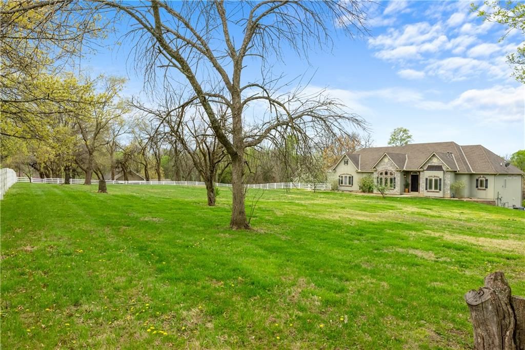 8600 Lee's Summit Road — photo 43