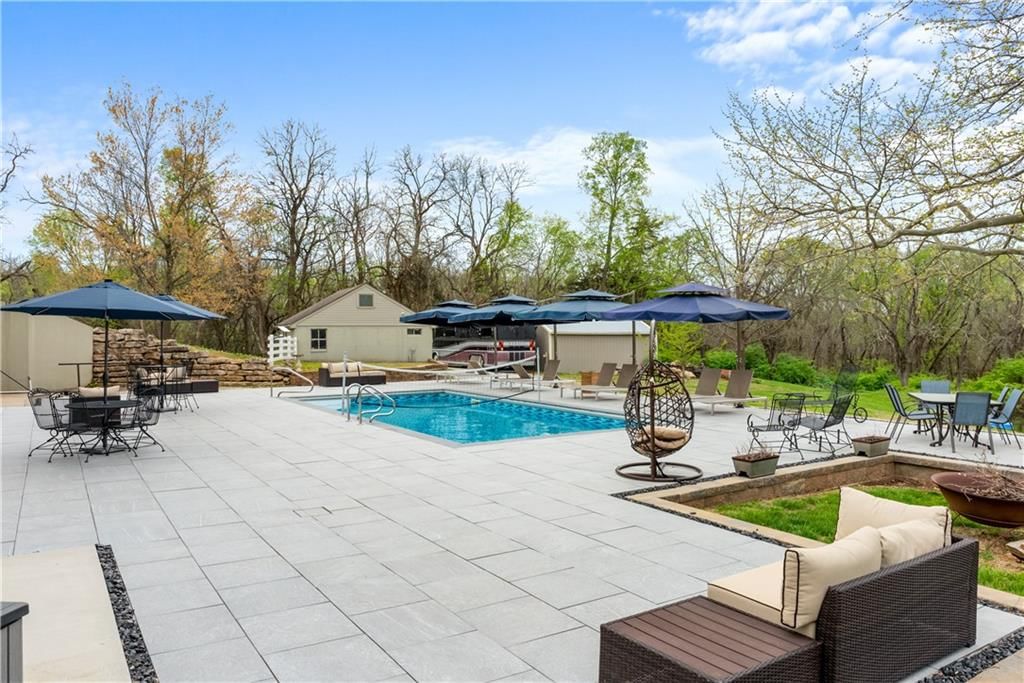 8600 Lee's Summit Road — photo 46