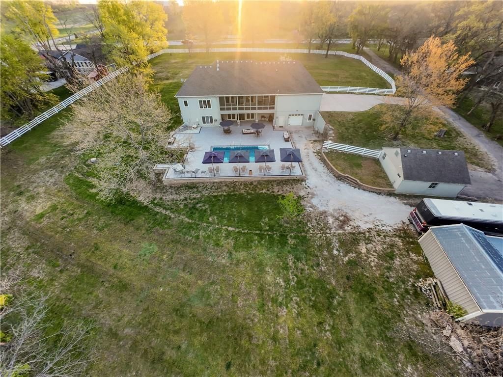 8600 Lee's Summit Road — photo 59