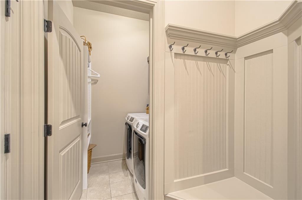 Photo 11 of 42 - 5000 N 143rd Street