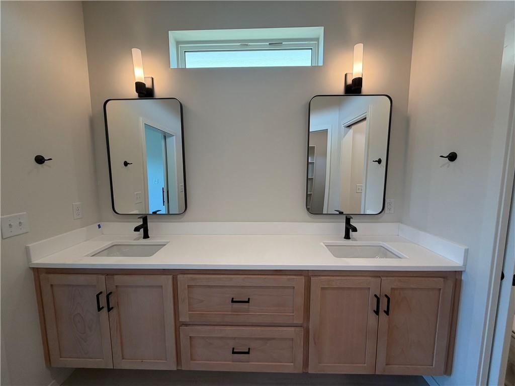 8809 N Clarion Avenue — photo 18