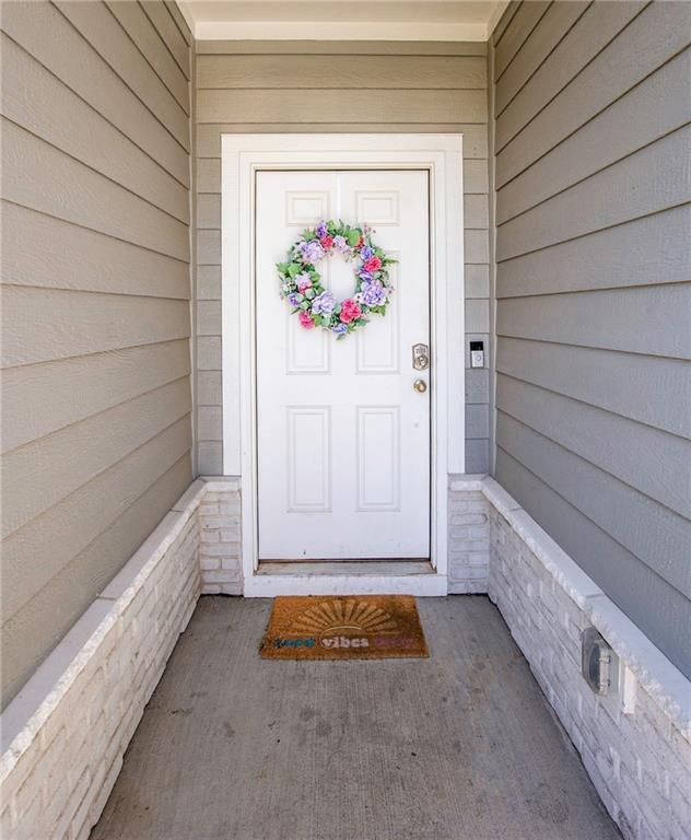 708 Roseberry Drive — photo 3