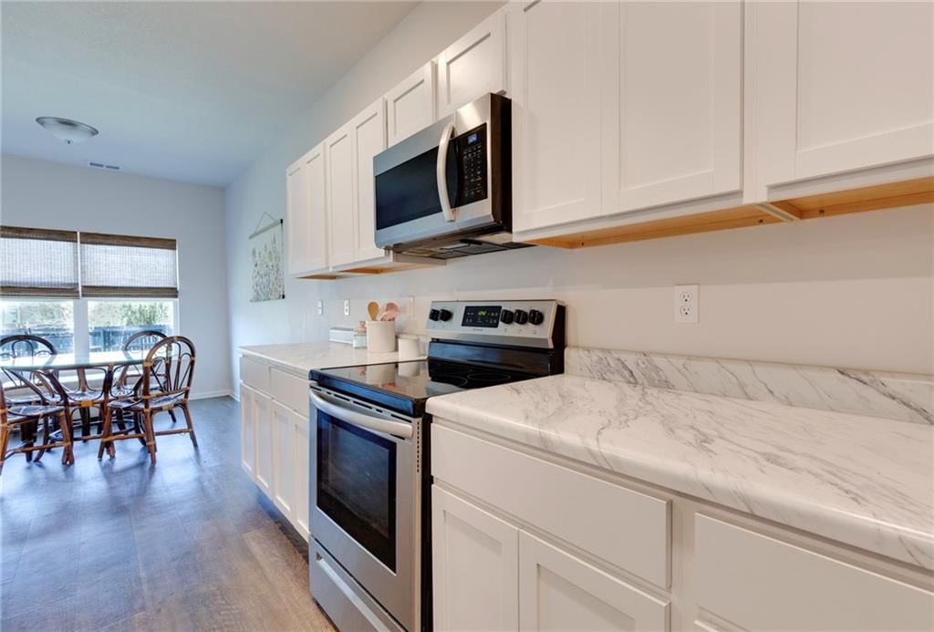 708 Roseberry Drive — photo 7