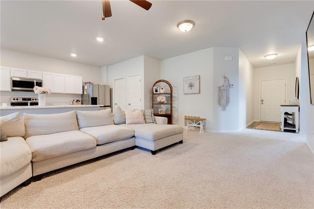 708 Roseberry Drive — photo 11