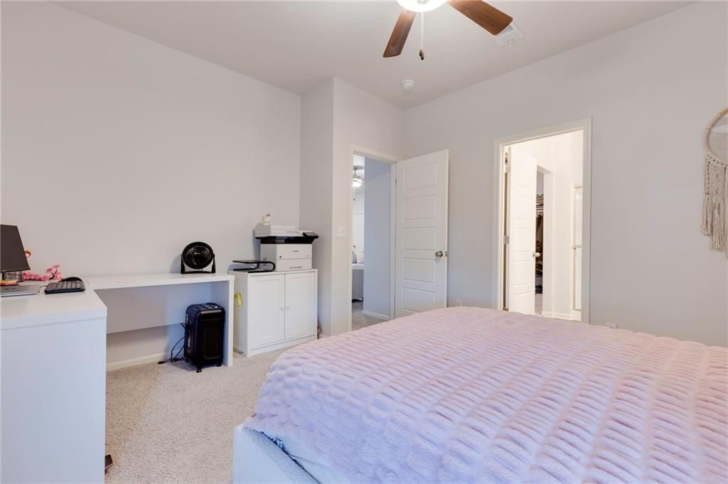 708 Roseberry Drive — photo 17
