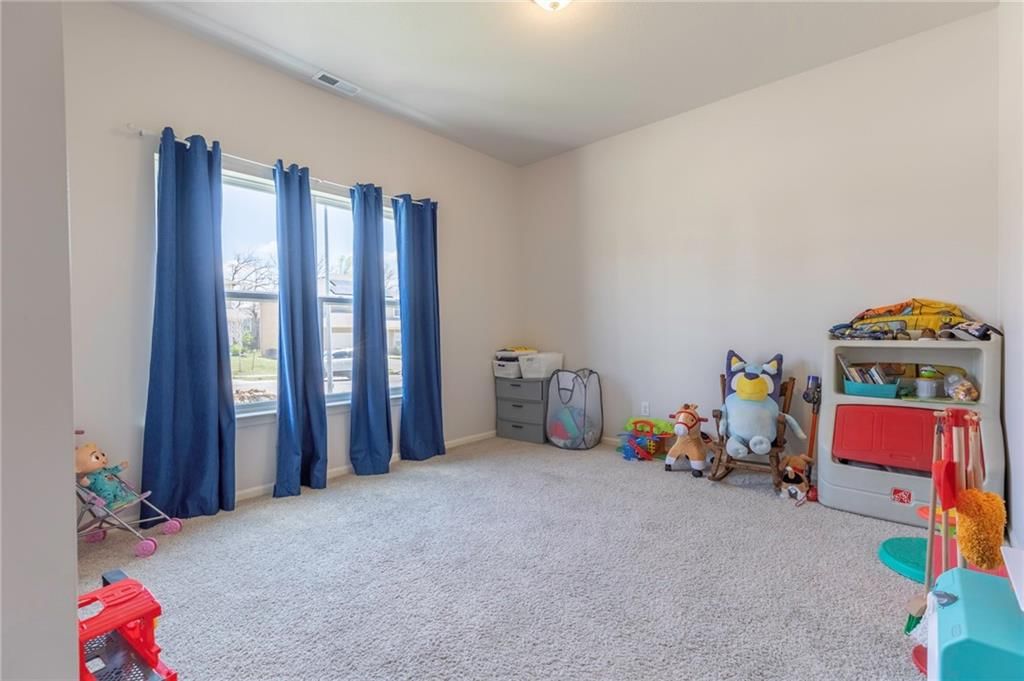 708 Roseberry Drive — photo 23