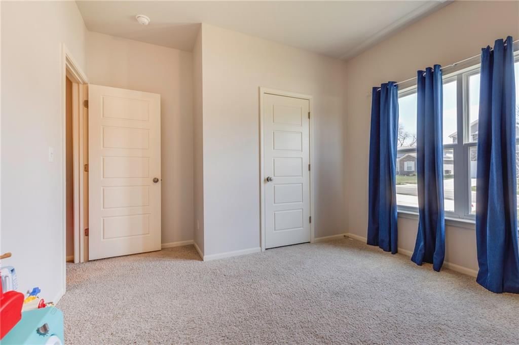 708 Roseberry Drive — photo 24