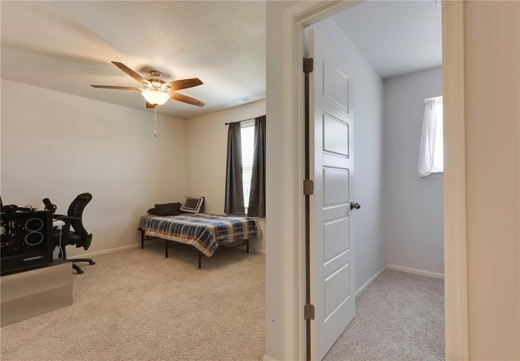 708 Roseberry Drive — photo 31
