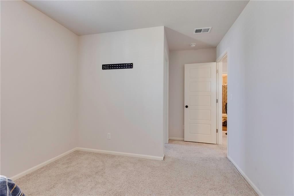 708 Roseberry Drive — photo 33