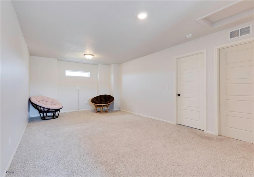 708 Roseberry Drive — photo 34