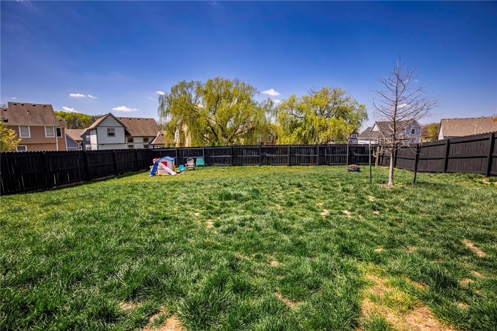 708 Roseberry Drive — photo 41