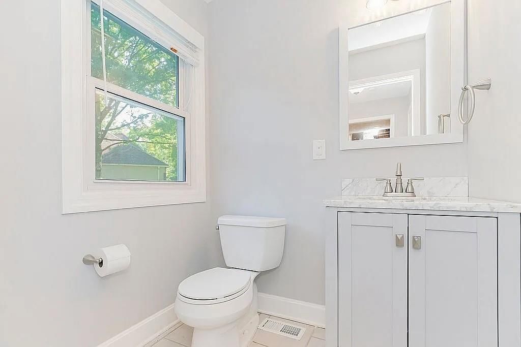 7700 W 100TH Terrace — photo 11