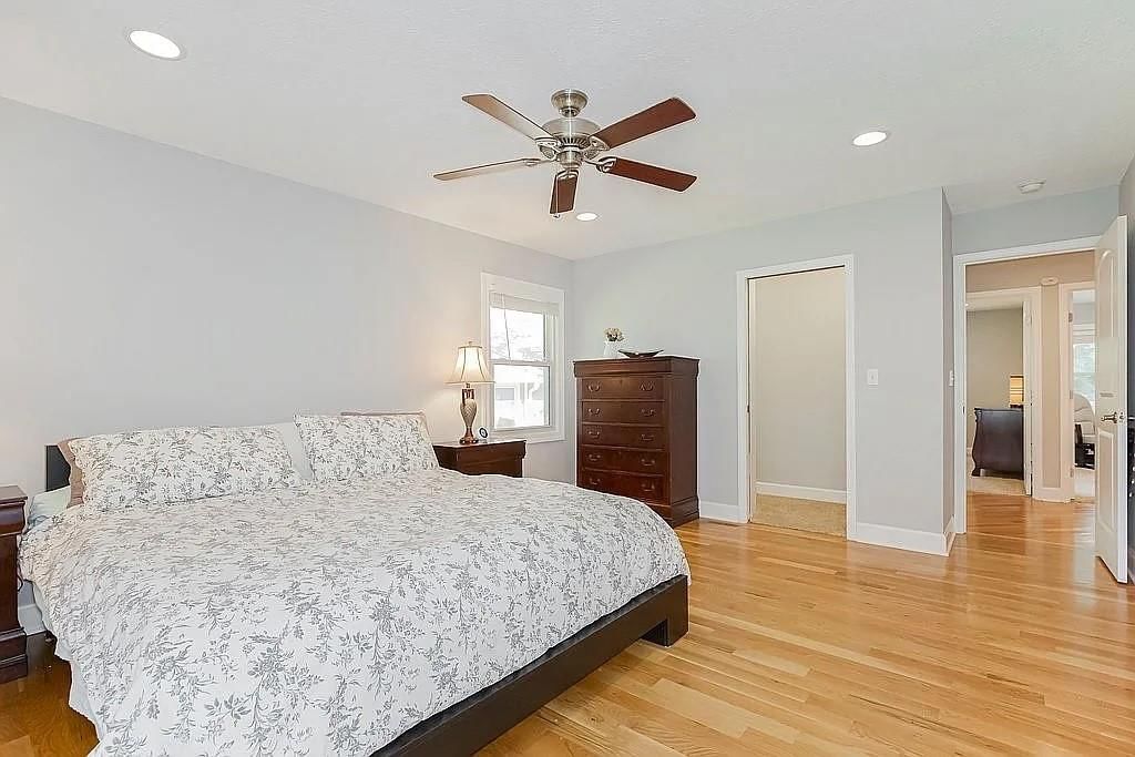 7700 W 100TH Terrace — photo 17