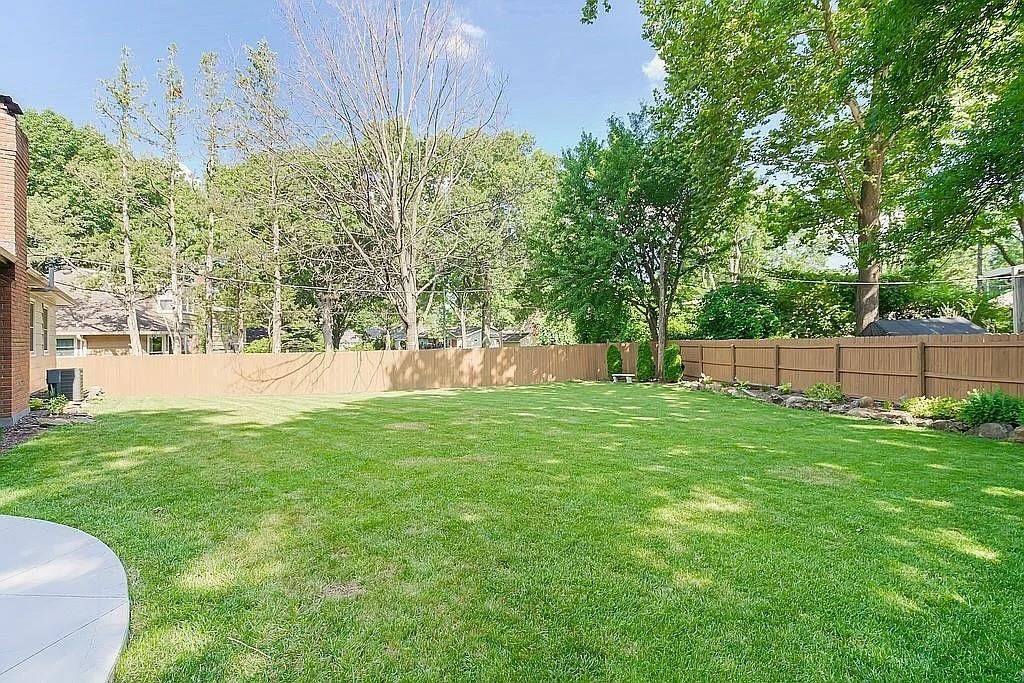 7700 W 100TH Terrace — photo 24