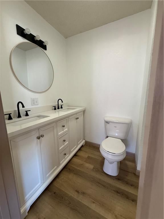 605 W Dakota Street — photo 26